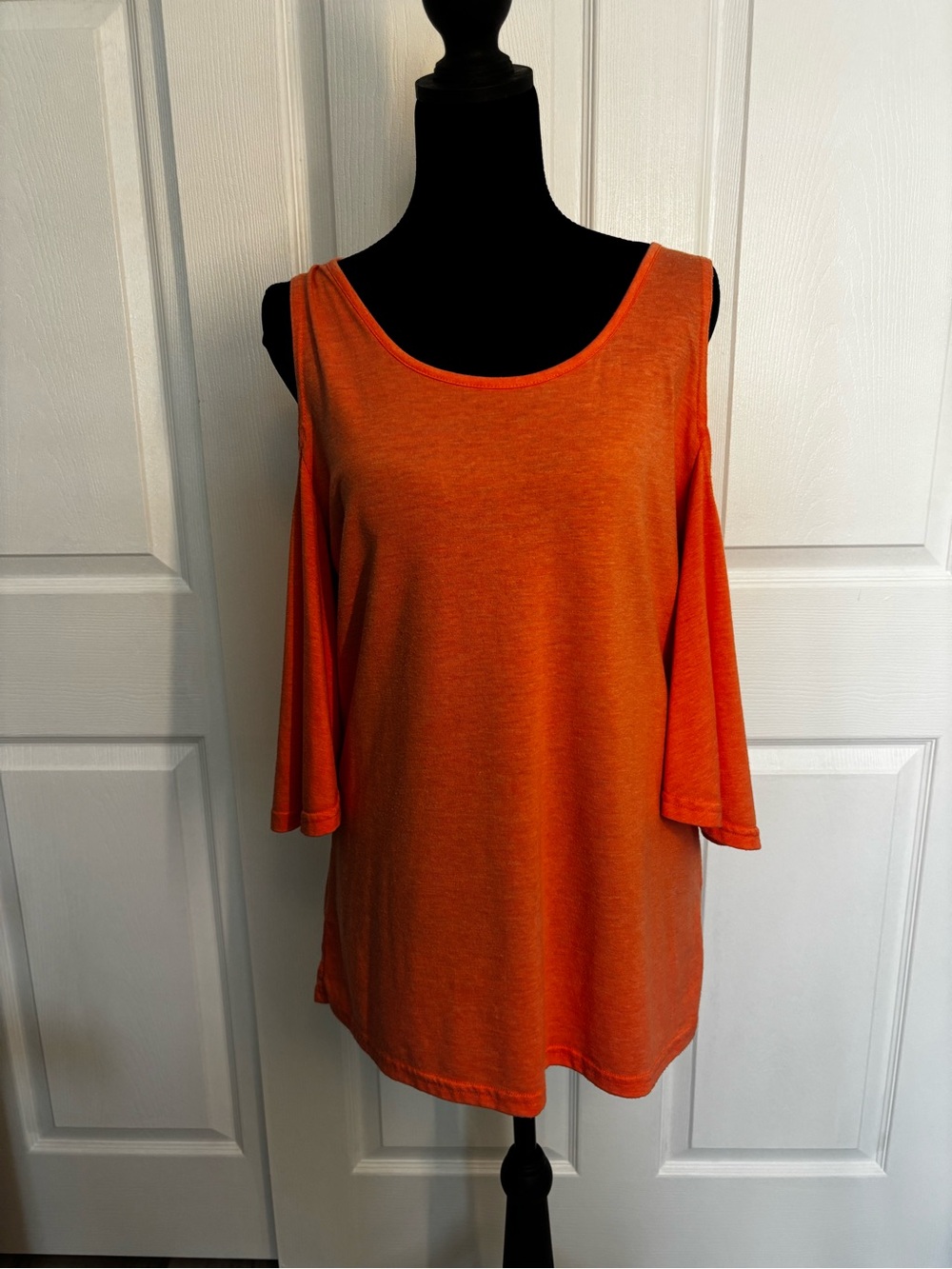 Umgee Orange Cold Shoulder Tunic Top 3/4 Sleeve Lightweight Large
